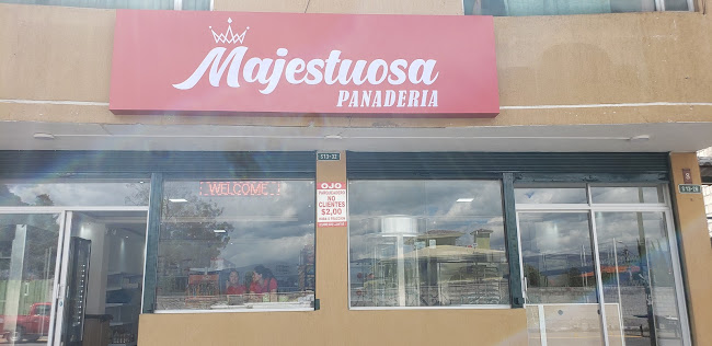 Majestuosa Panadería - Quito