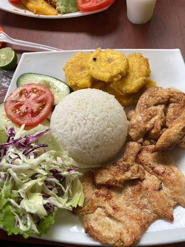 Opinii despre Comida Costeña ¨Al Paso¨ în Gualaceo - Gastronomía y hostelería