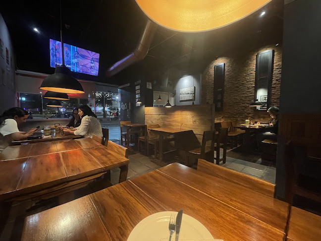 Opinii despre Roy's Pizzería - QUITO în Quito - Gastronomía y hostelería