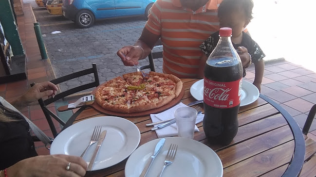 Pizza Papa John's - Quito