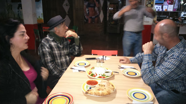 Tutto Matto Pizzería - Gastronomía y hostelería