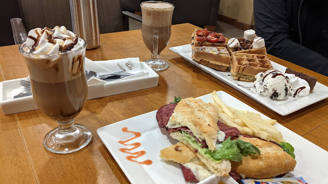 Heladeria "Pinguino Gourmet" - Loja