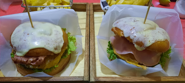 Opinii despre THE JOKER CLUB (BAR - RESTAURANTE) în Cayambe - Gastronomía y hostelería