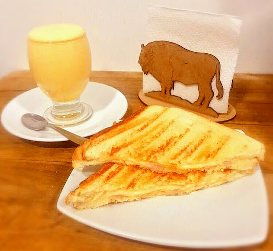 Cafetería PONCHES & CREPES