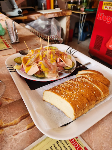 Opinii despre Fuente de Soda Hugo’s în Riobamba - Gastronomía y hostelería