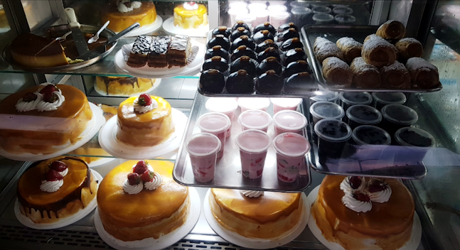 Opinii despre Pasteleria Y Cafeteria EL CUBANO în Babahoyo - Gastronomía y hostelería