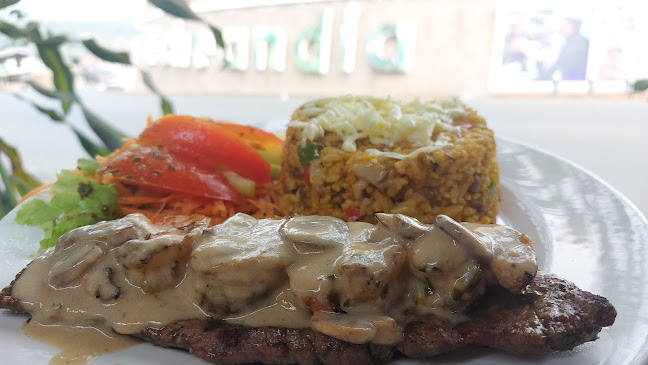 La Cima Discotec - "Vieja Guardia karaoke" - Echeandía