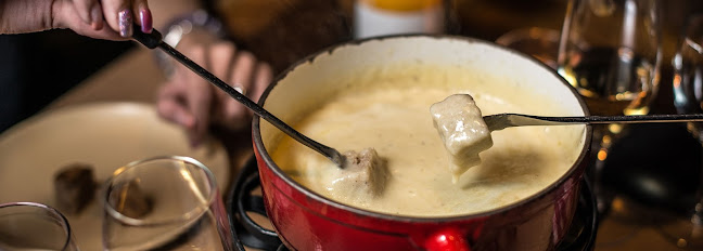 Opinii despre Swiss Bistro Baños în Baños de Agua Santa - Gastronomía y hostelería