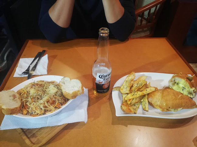 Bar KARAOKE - Baños de Agua Santa