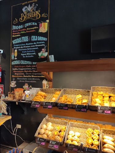 Taita Cafeteria Panaderia - Cuenca