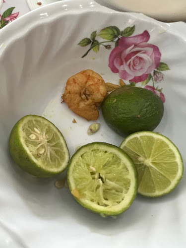 Comentarii opinii despre Tierra, Oro y Mar Cevichería