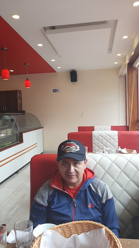 Comentarii opinii despre Cafetería Family Center