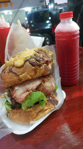 DOGS HOUSE FAST FOOD