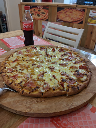 Ruscelli's Pizza - Gastronomía y hostelería
