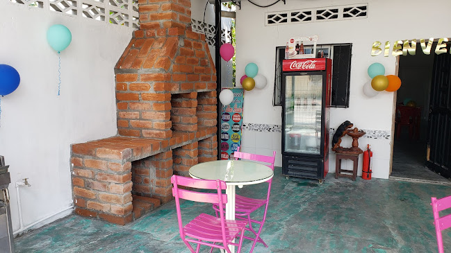 Calle Eugenio Espejo, entre San miguel y, Antonio Llori, Francisco de Orellana 220201