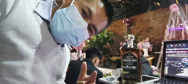 Mandingo "Grill & Bar"