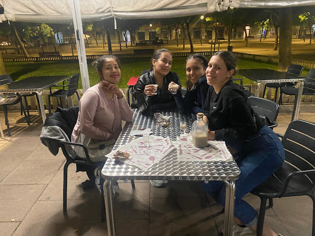 Plaça de Milagros Consarnau i Sabaté, 32, 08902 L'Hospitalet de Llobregat, Barcelona, España