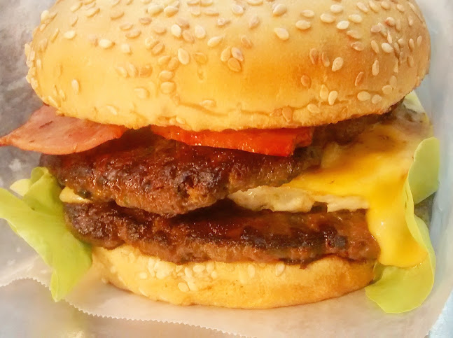 Demetrio Aguilera Malta Mzna. 837, Villa 4, Guayaquil 090508