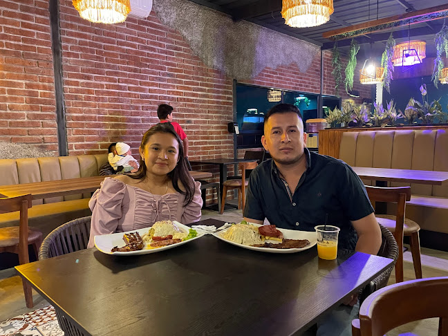 Ruchis Moros & Grill - Portoviejo