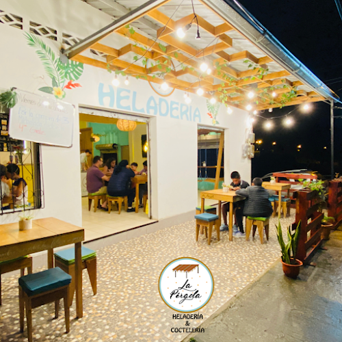 La Pérgola Heladería & Coctelería