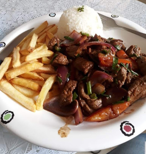 3XJM+J4R, Av. Felipe II, Cuenca