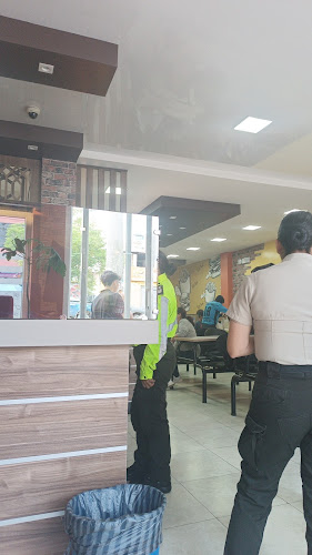 P9QG+Q57, Ambato 180202