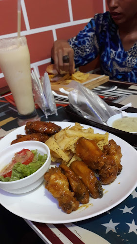 SANTAS ALITAS El EMPALME