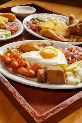 Carr. Panamericana, Otavalo 100217