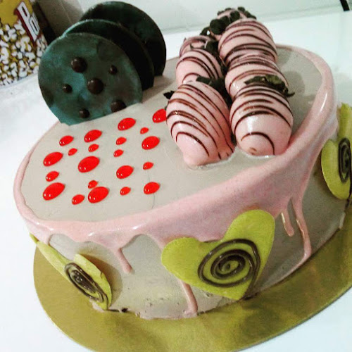 Avenida Roberto Gilbert, Guayaquil 090505