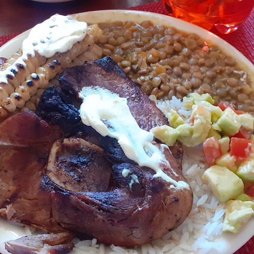 Al Carbón Fast Foot