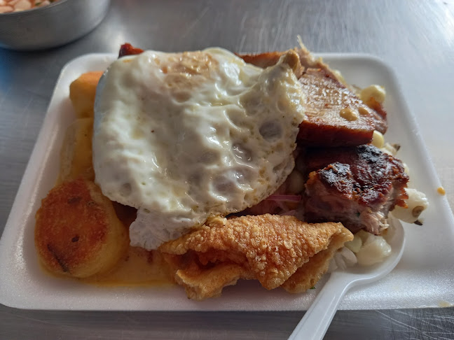 R33V+8MF, Capitan Najera, Guayaquil 090309