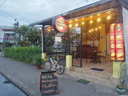 La Avenida Restaurant