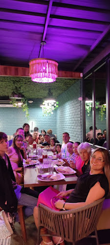 Ruchis Moros & Grill