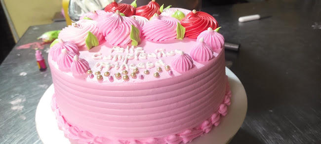 Opinii despre Panadería & Pastelería Dulcinea în Riobamba - Gastronomía y hostelería