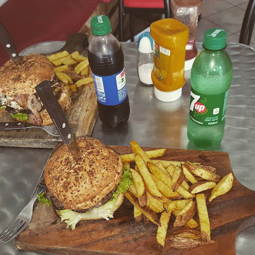 Opinii despre BURGER & CO în Guayaquil - Gastronomía y hostelería