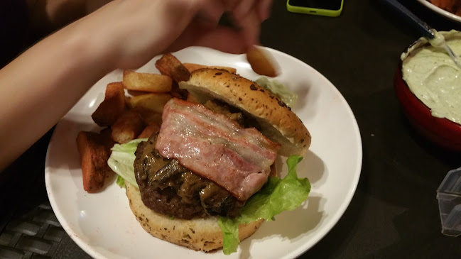 Comentarii opinii despre Michael's Ham Samanes