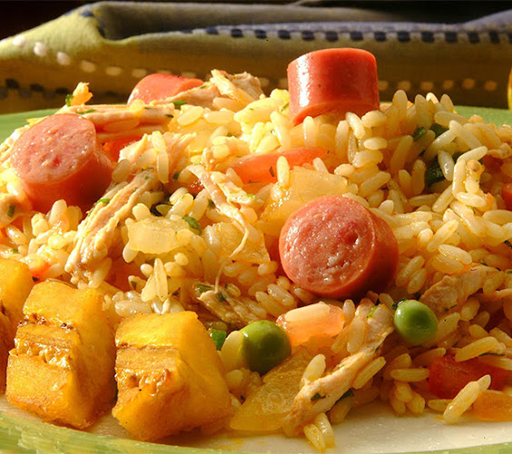 Opinii despre Restaurant DKCH în Macas - Gastronomía y hostelería