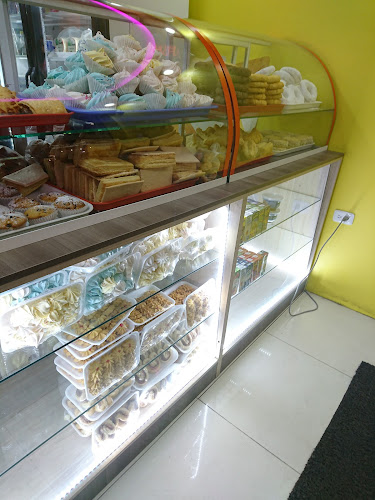 Panadería y pastelería Tulipan - Gastronomía y hostelería