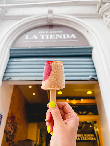 HELADOS LA TIENDA Parque Calderon