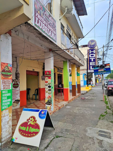 LUSSIANA MARKET Frutos Secos y Especias