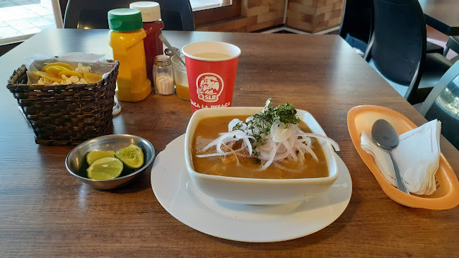 Saca La Resaca Cevicheria - Jardín