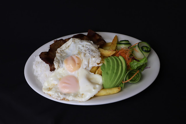 Restaurante La Casa de Mis Viejos - González Suárez