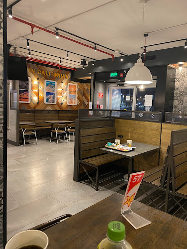 Carl's Jr - Guayaquil