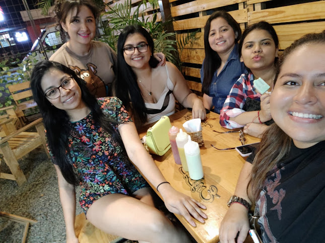 Manta 130213, Ecuador