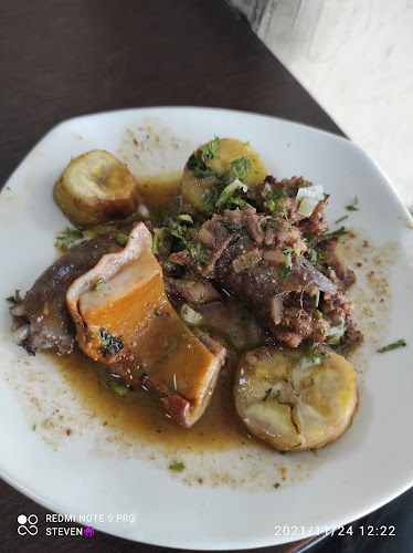 Opinii despre Carmita RT: Samanes 7 în Guayaquil - Gastronomía y hostelería