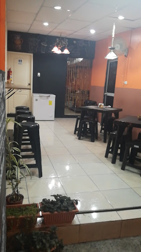 Opinii despre 3 en 1 Coffe Bar Restaurat Bar în Guayaquil - Gastronomía y hostelería