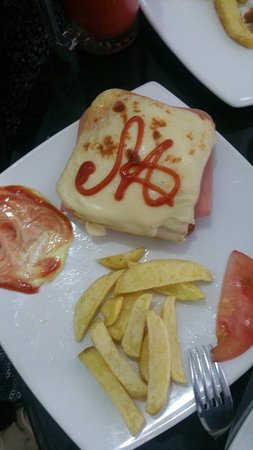 Q959+FQ3, Mariano Castillo, Ambato 180101