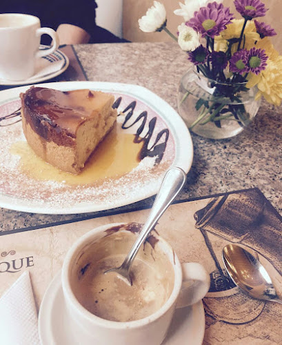 Av. del Estadio, Cuenca 010107