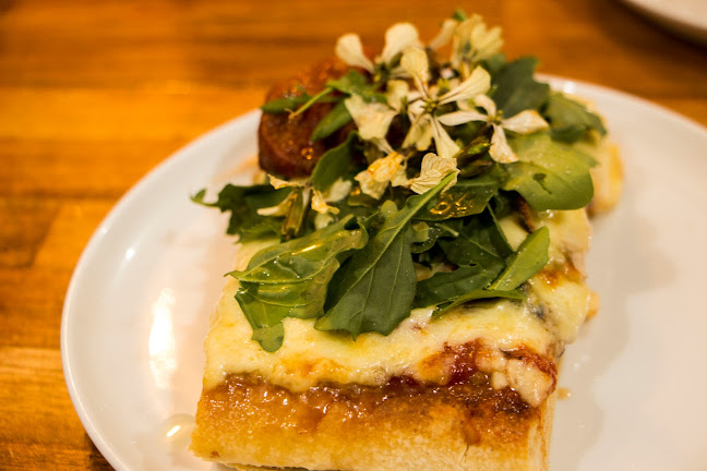 Valladolid e13-98 y, Quito 170109