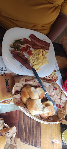 Bombons Coffee Shop - Urdesa - Gastronomía y hostelería